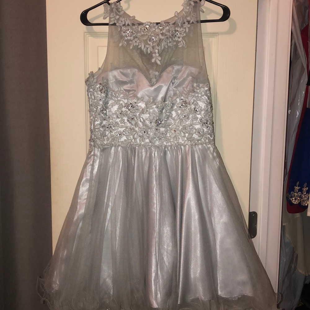 Gray Short Ruffled Dress - Picture 2 of 2